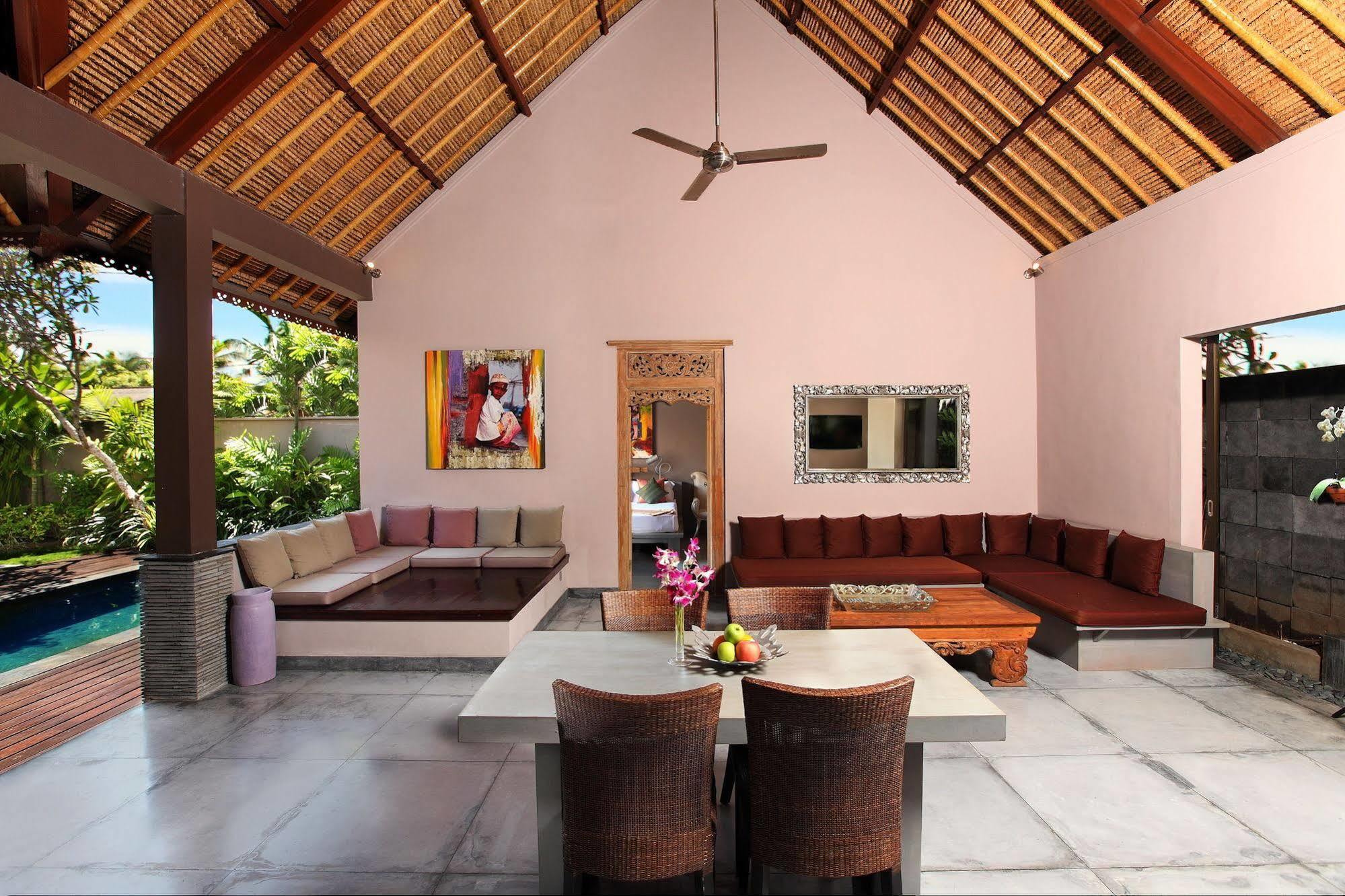Indiana Kenanga Boutique Hotel & Spa Lembongan Exterior foto