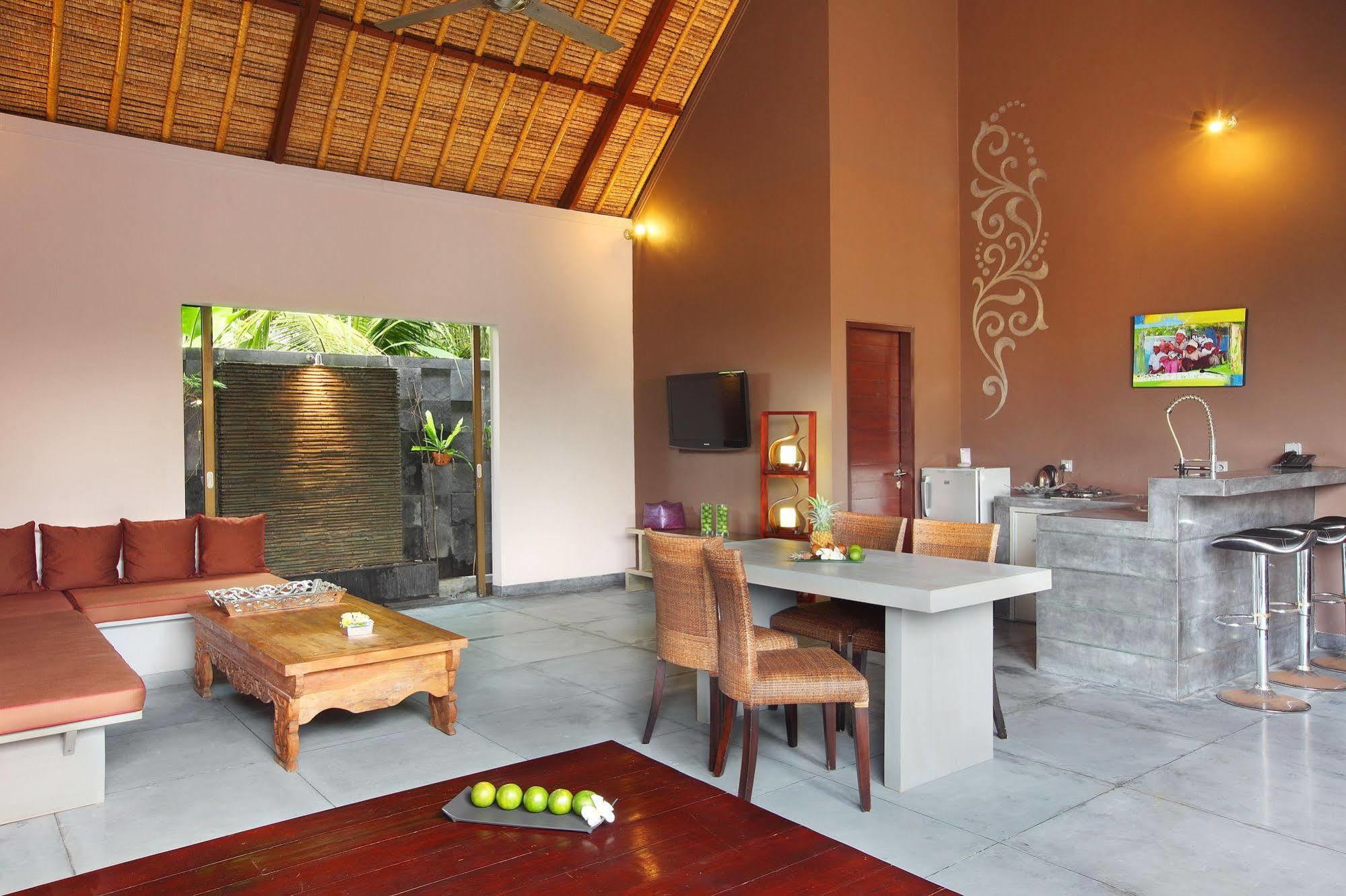 Indiana Kenanga Boutique Hotel & Spa Lembongan Exterior foto