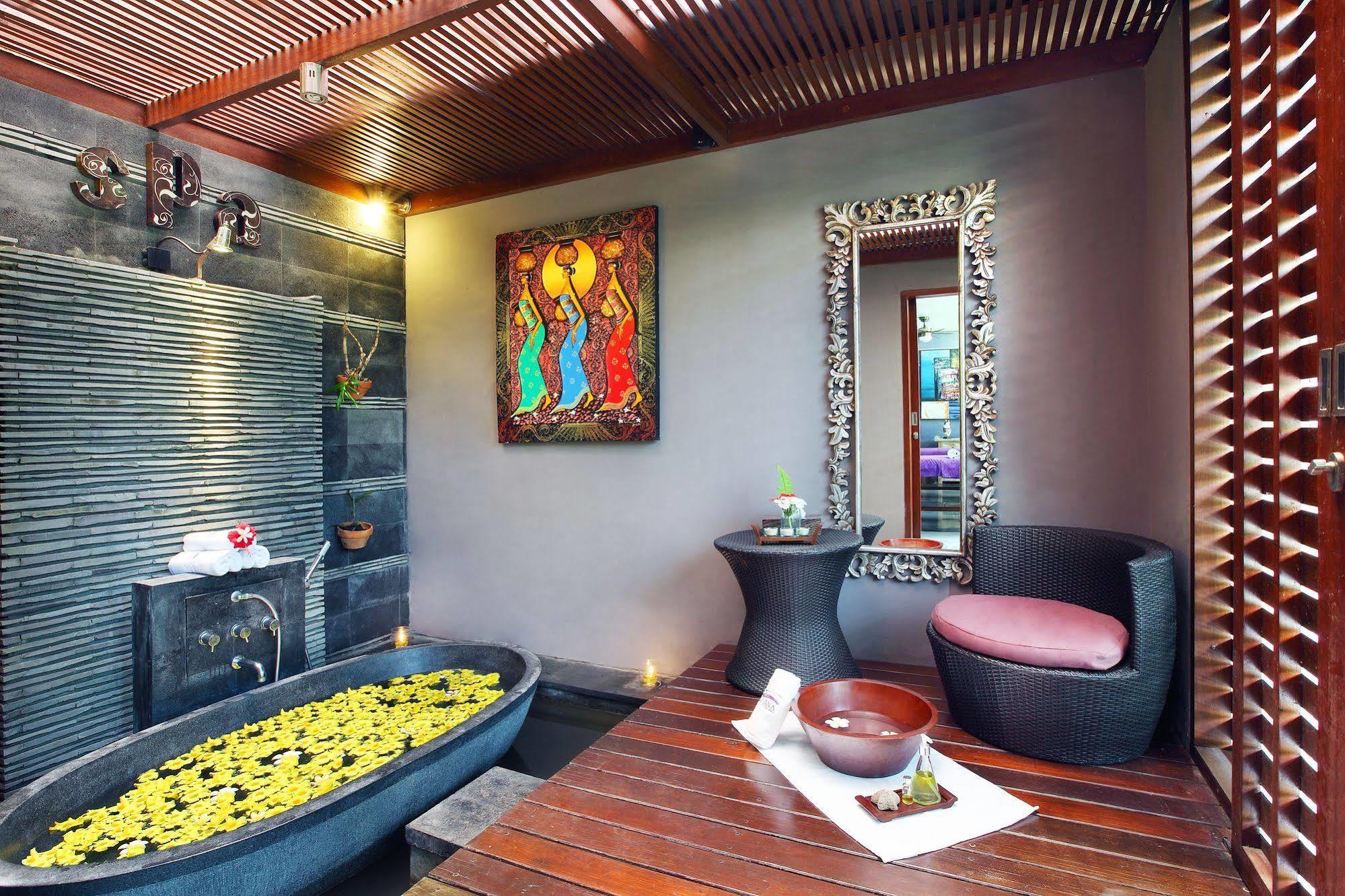 Indiana Kenanga Boutique Hotel & Spa Lembongan Exterior foto
